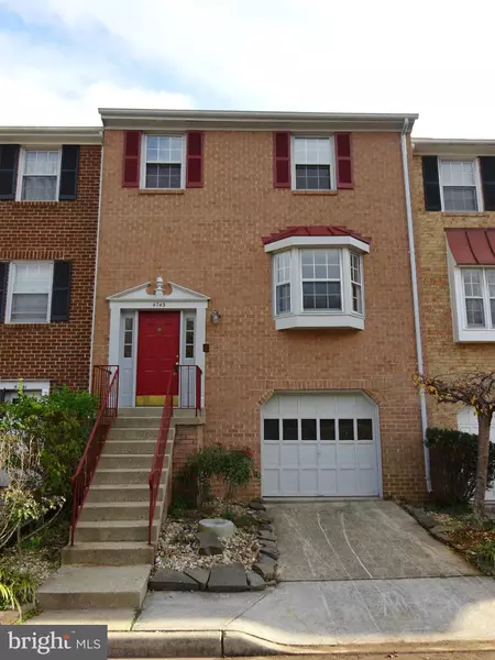 4743 IRVIN SQ, Alexandria, VA 22312