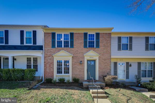 5816 APPLE WOOD LN, Burke, VA 22015