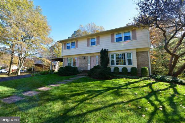 8618 GATESHEAD RD, Alexandria, VA 22309