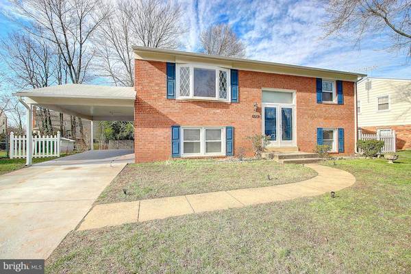 4302 DE HAVEN DR, Chantilly, VA 20151