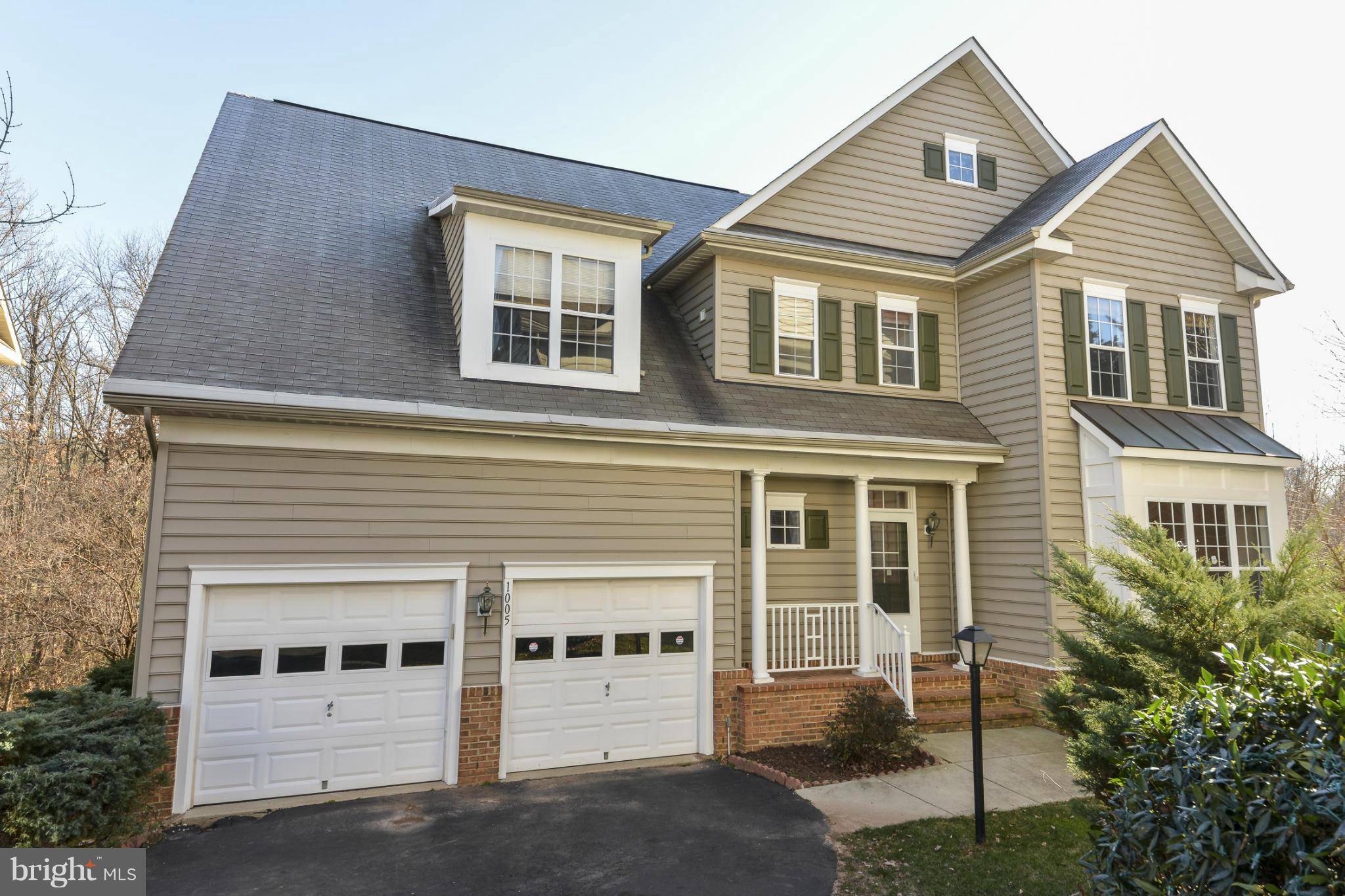 1005 STANTON PARK CT, Herndon, VA 20170