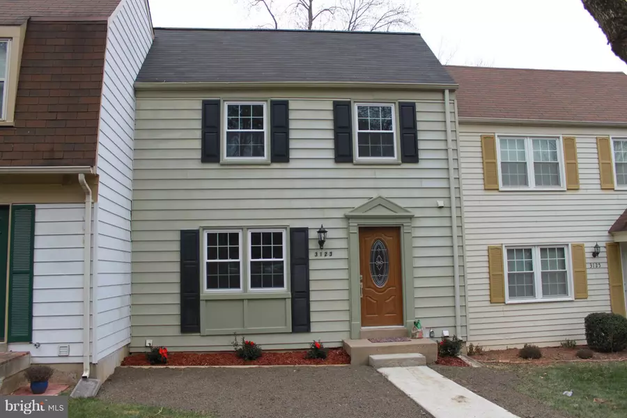 3123 ELLENWOOD DR, Fairfax, VA 22031