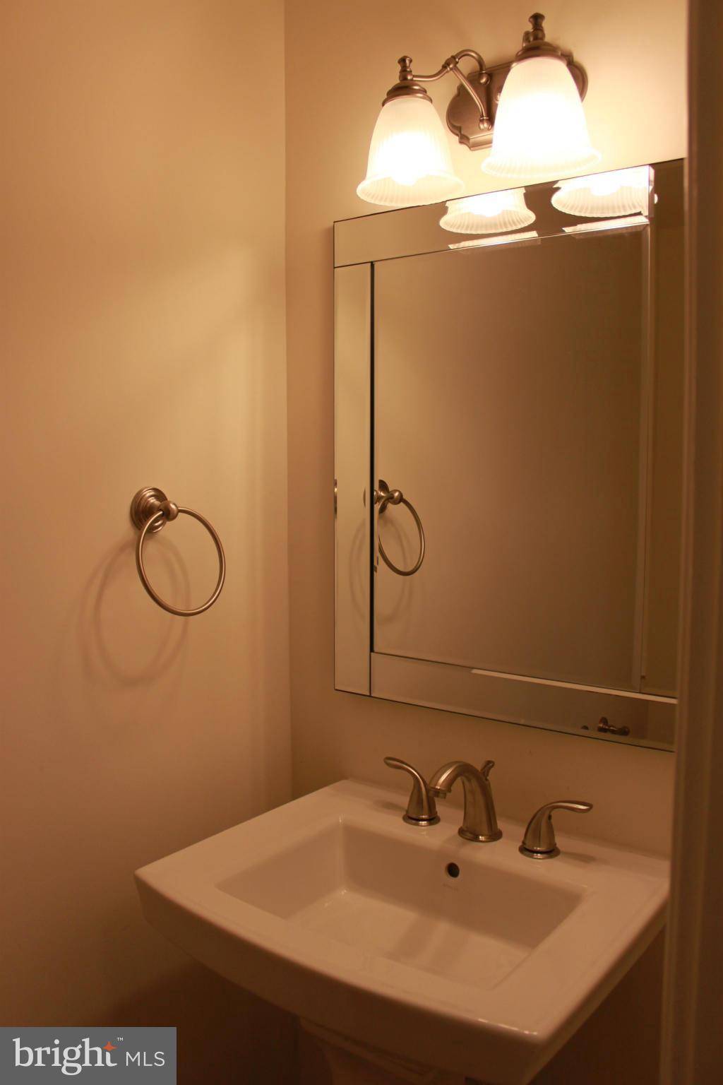 Fairfax, VA 22031,3123 ELLENWOOD DR