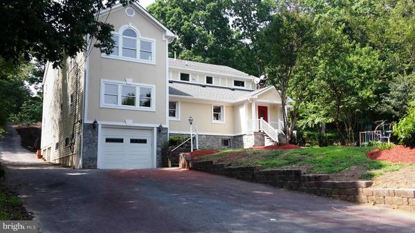 7229 BARRY RD, Alexandria, VA 22315