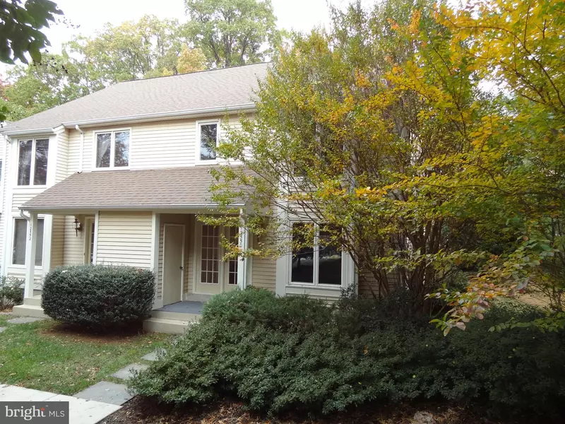 12550 GARLAND TREE CT, Fairfax, VA 22033