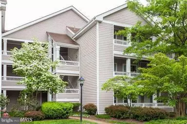 14313 CLIMBING ROSE WAY #301, Centreville, VA 20121