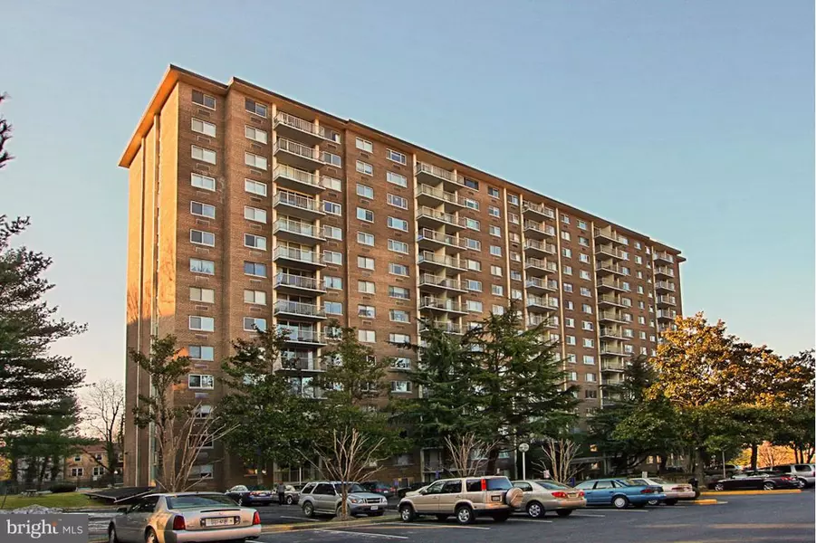 2059 HUNTINGTON AVE #1205, Alexandria, VA 22303