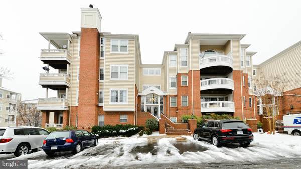 4215 MOZART BRIGADE LN #11, Fairfax, VA 22033