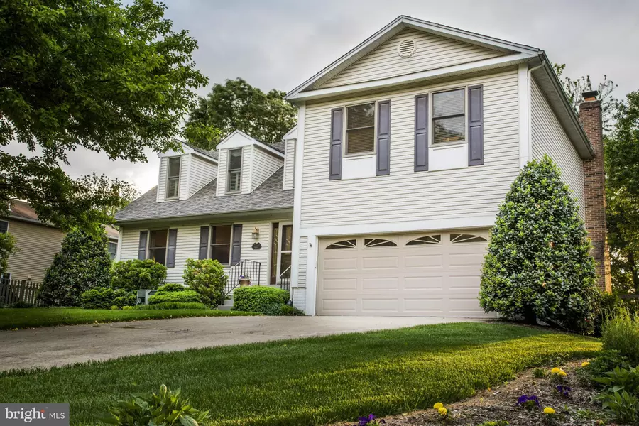 1327 GRANT ST, Herndon, VA 20170