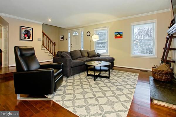 Vienna, VA 22182,8526 BETTERTON CT