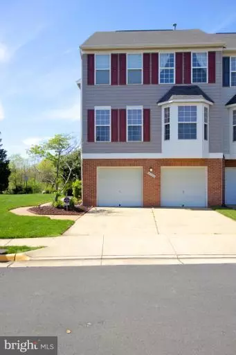 4722 WARM HEARTH CIR, Fairfax, VA 22033