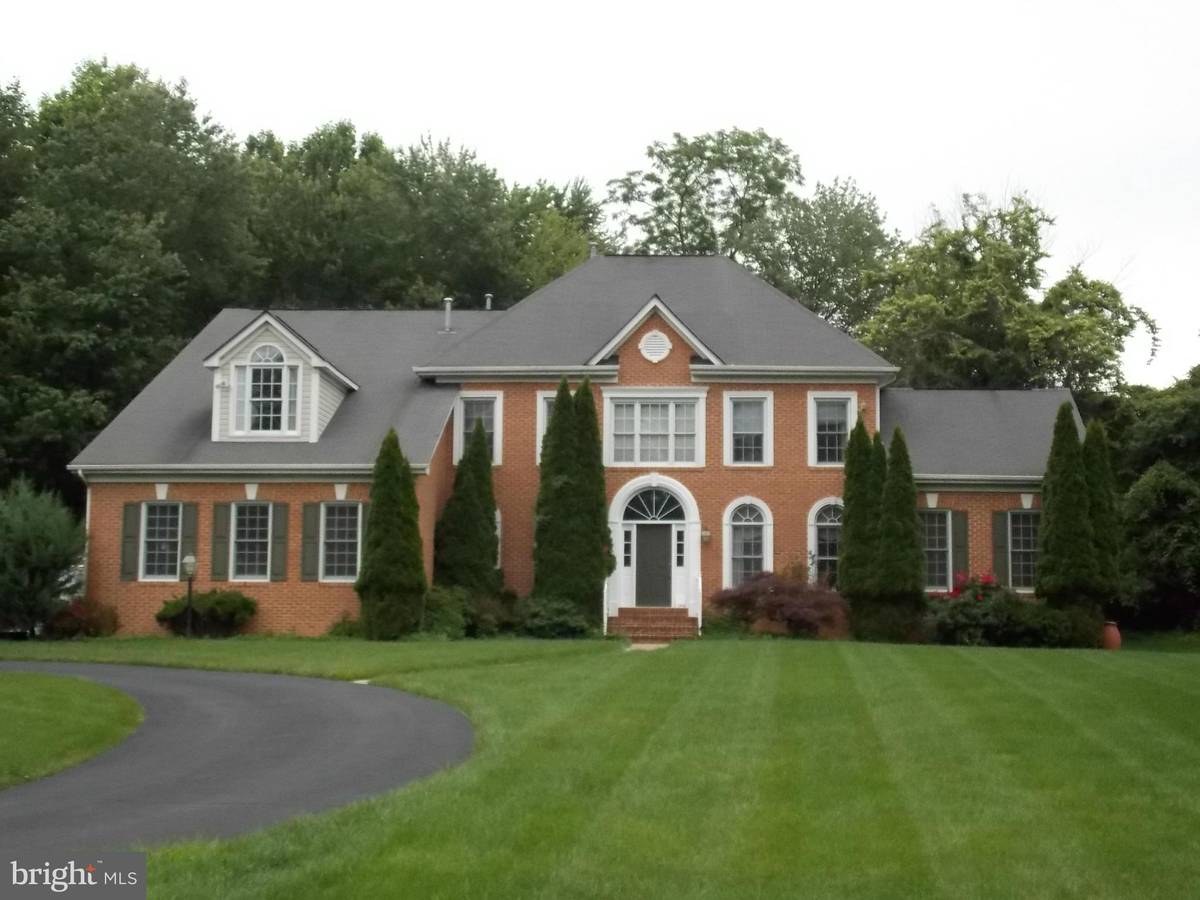 Great Falls, VA 22066,1065 NORTHFALLS CT