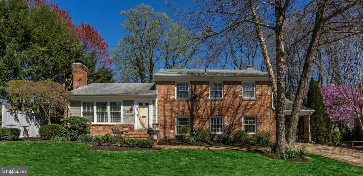 2411 BARBOUR RD, Falls Church, VA 22043