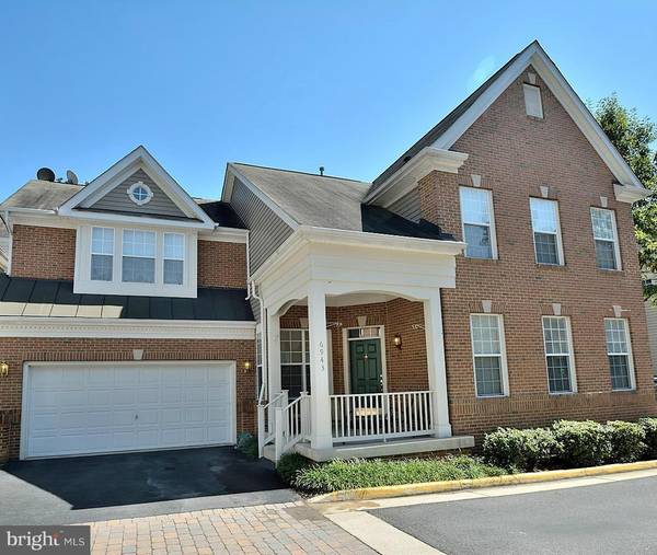 6943 REPOSE PL, Fort Belvoir, VA 22060