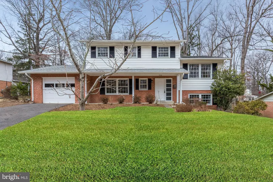 9308 GLENBROOK RD, Fairfax, VA 22031