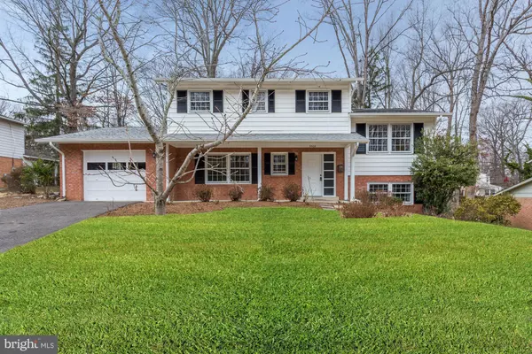 9308 GLENBROOK RD, Fairfax, VA 22031