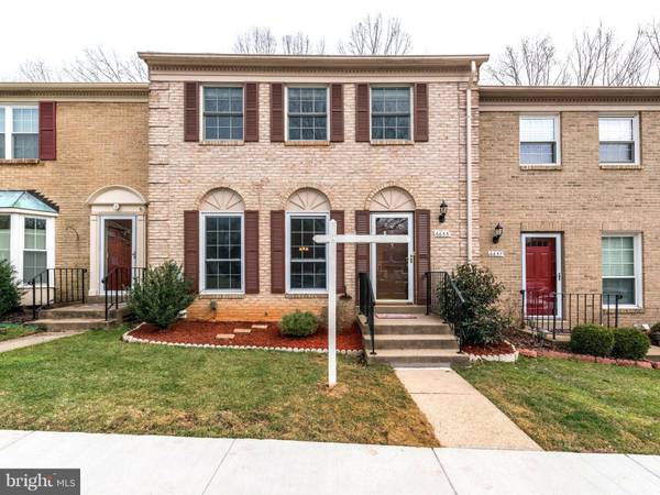 6655 GREEN ASH DR, Springfield, VA 22152