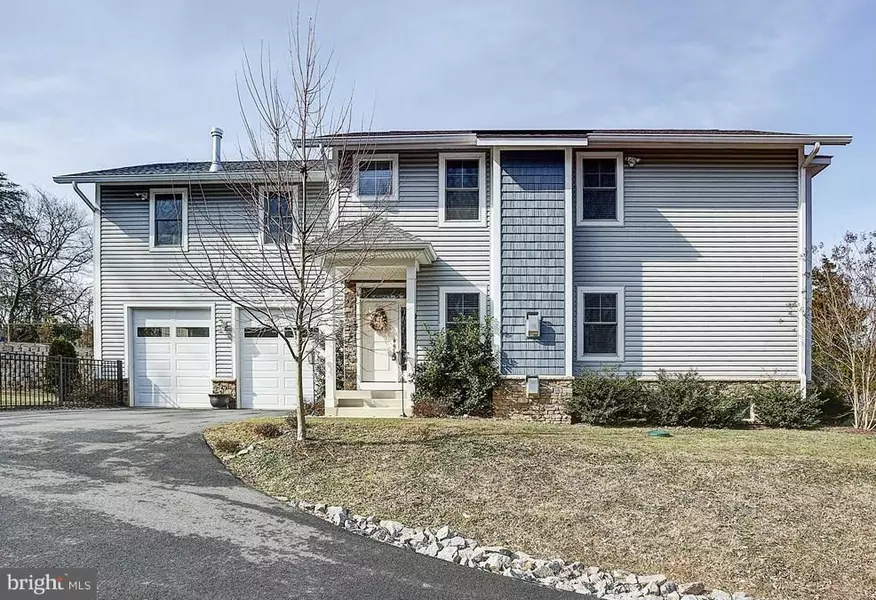 8243 LITTLE RIVER TPKE, Annandale, VA 22003