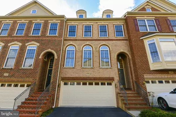 13493 BUNGLEWEED LN, Centreville, VA 20120