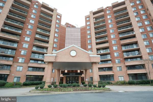 2230 GEORGE C MARSHALL DR #925, Falls Church, VA 22043