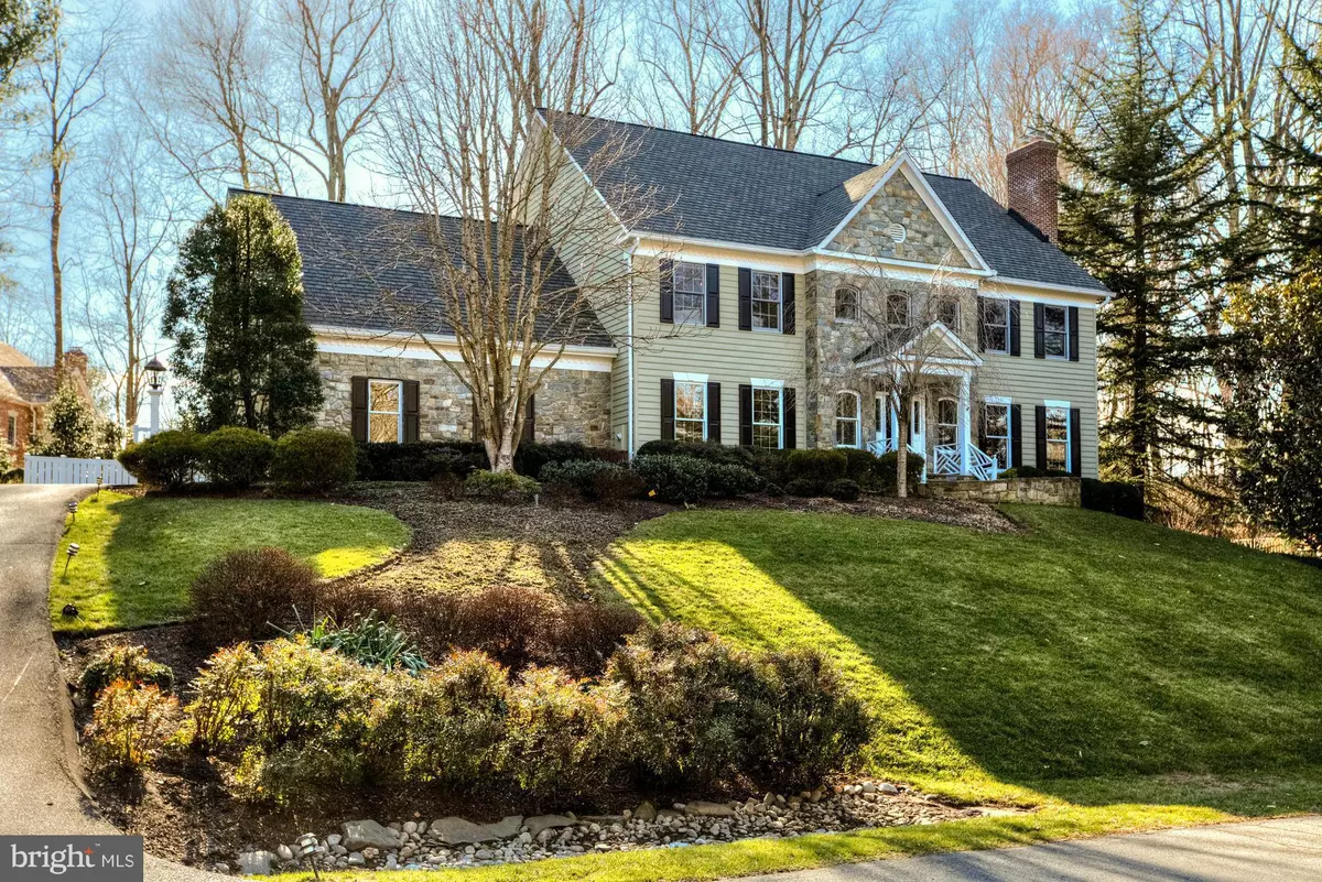 Mclean, VA 22102,8003 GREENWICH WOODS DR