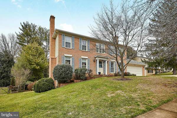 6130 LONG MEADOW RD, Mclean, VA 22101