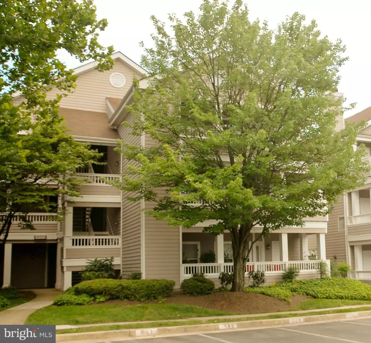 Centreville, VA 20121,14305 CLIMBING ROSE WAY #205