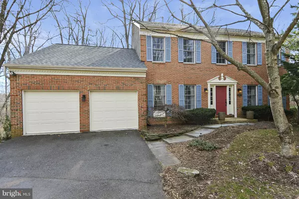 3711 BROADRUN DR, Fairfax, VA 22033