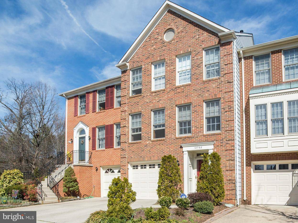 12768 DOGWOOD HILLS LN, Fairfax, VA 22033