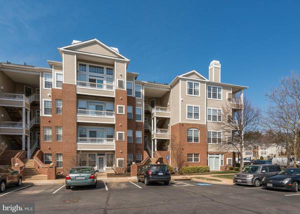 4200-T MOZART BRIGADE LN #T, Fairfax, VA 22033