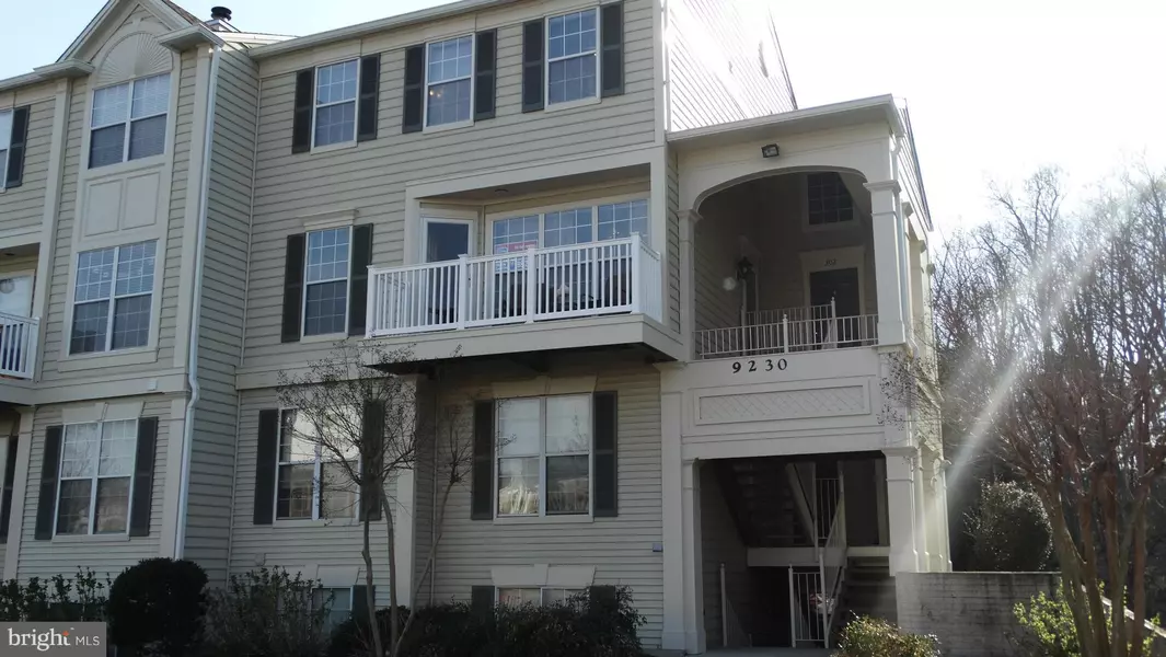 9230 CARDINAL FOREST LN #9230C - APT #301, Lorton, VA 22079