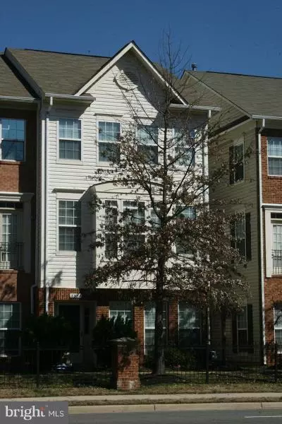 2338 HUNTINGTON STATION CT, Alexandria, VA 22303