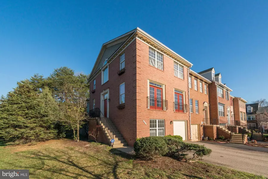 7401 DUNNINGTON PL, Alexandria, VA 22315