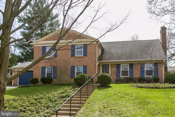 7407 LANHAM RD, Falls Church, VA 22043