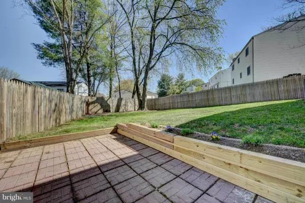 Fairfax, VA 22032,9435 MIRROR POND DR