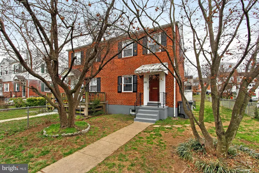 2039 ARLINGTON TER, Alexandria, VA 22303