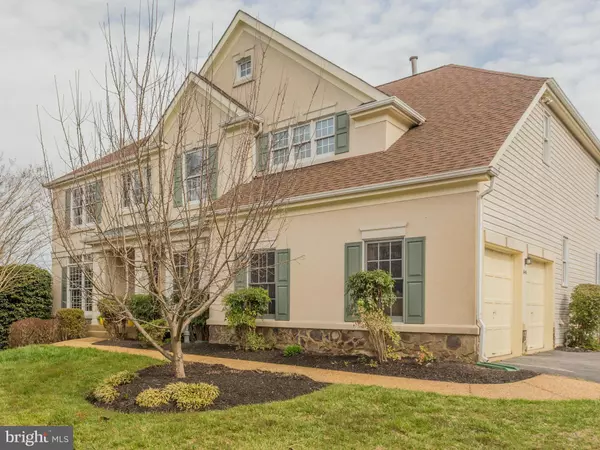 Vienna, VA 22182,8406 WOODFORD FOREST PL