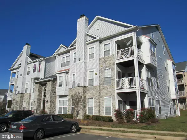 5928 FOUNDERS CROSSING CT #303, Alexandria, VA 22310