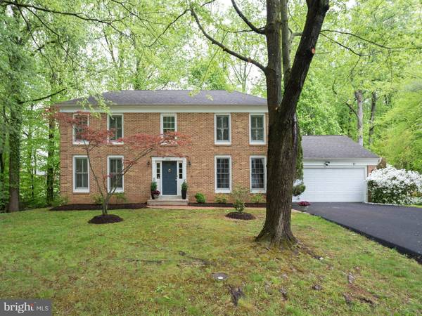 6514 BELLAMINE CT, Mclean, VA 22101