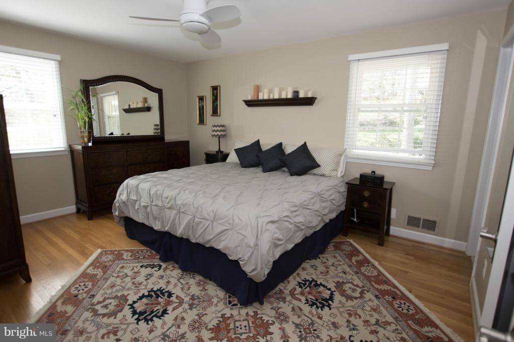 Fairfax, VA 22031,3328 PRINCE WILLIAM DR