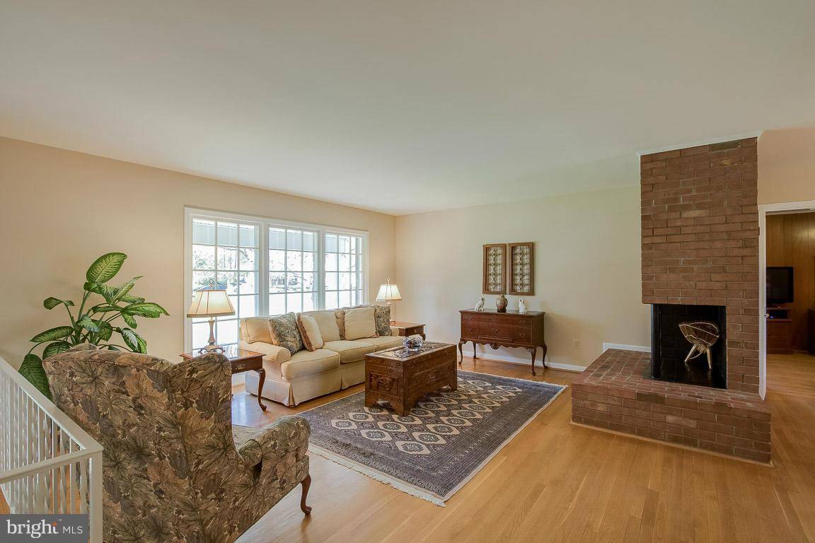 Fairfax, VA 22031,9203 PONCE PL