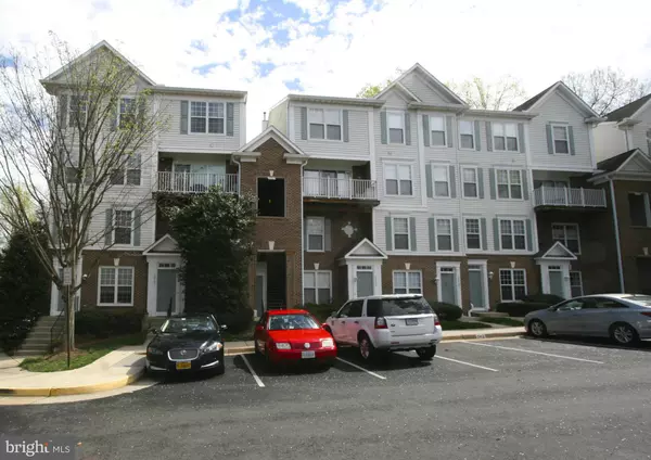 12705 FAIR CREST CT #55-101, Fairfax, VA 22033