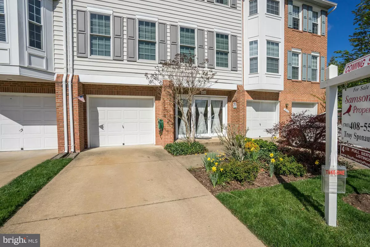 Fairfax, VA 22033,4714 WARM HEARTH CIR