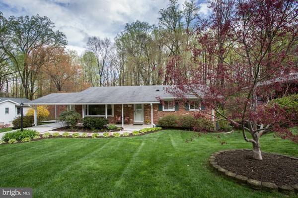 3807 IVYDALE DR, Annandale, VA 22003