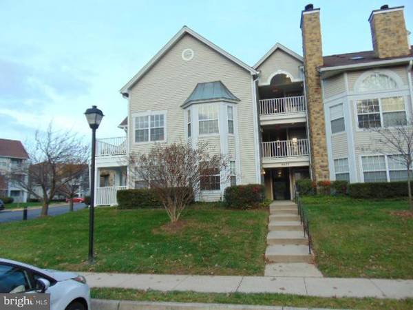 5625 WILLOUGHBY NEWTON DR #15, Centreville, VA 20120