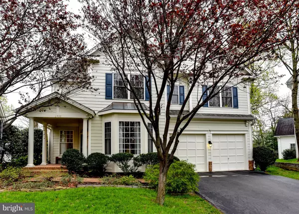 Vienna, VA 22181,2733 OAKTON PARK CT