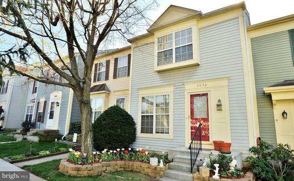 6652 HIGH VALLEY LN, Alexandria, VA 22315