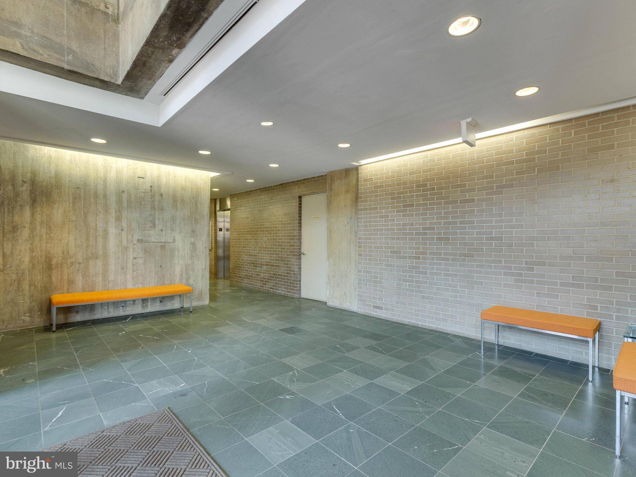 Reston, VA 20190,11400 WASHINGTON PLZ W #904