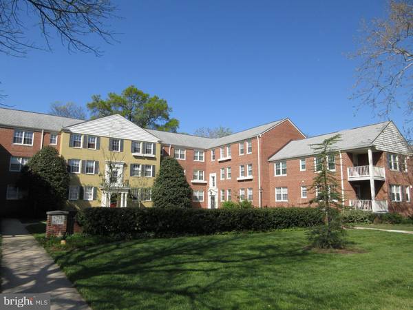 6719 WAKEFIELD DR #C2, Alexandria, VA 22307