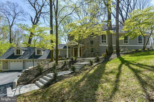 8211 LITTLE RIVER TPKE, Annandale, VA 22003